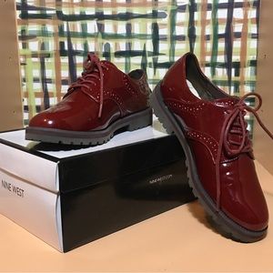 Nine West Patent Leather Oxford Lace Up Shoes